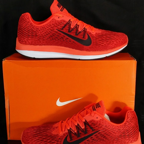 NEW! Nike Zoom Winflo 5 Bright Crimson - Picture 5 of 5